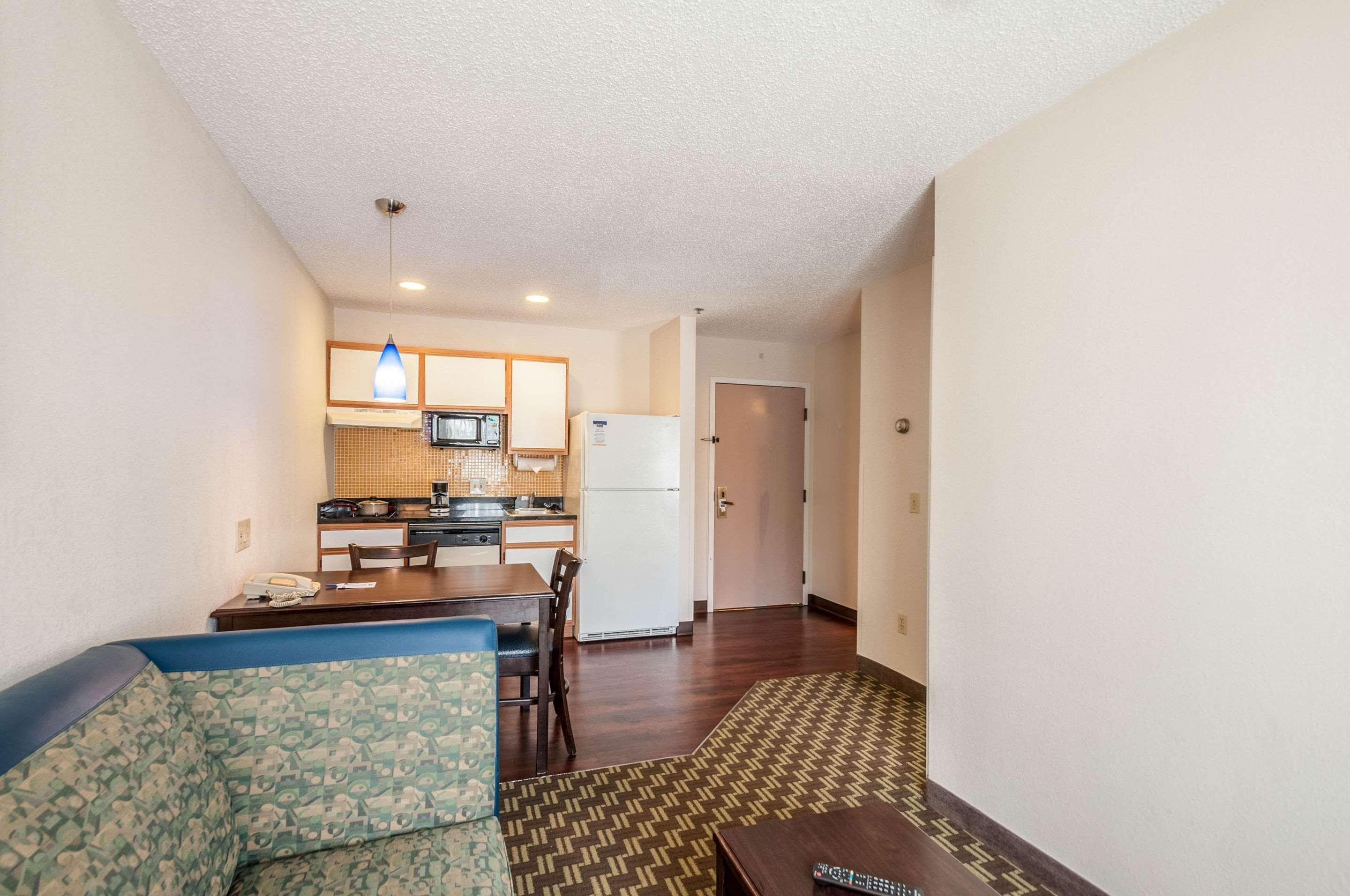 MainStay Suites Frederick Exterior foto